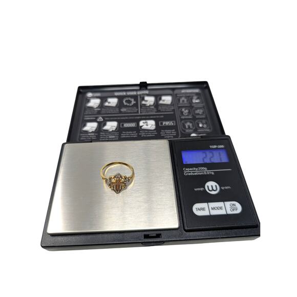 Estate 14K Tri-Color Gold Filigree Cross Ring Size 9 – 2.21g - Picture 4 of 6